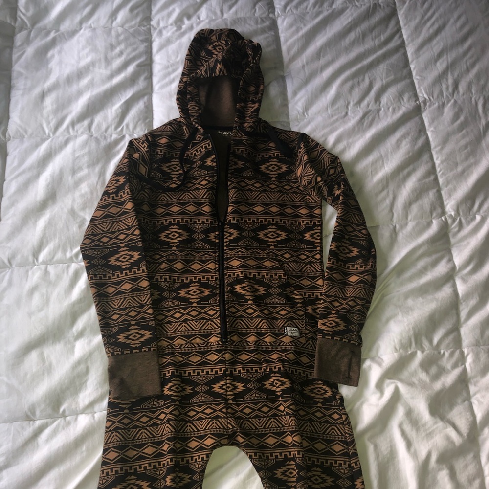 Kavu onesie